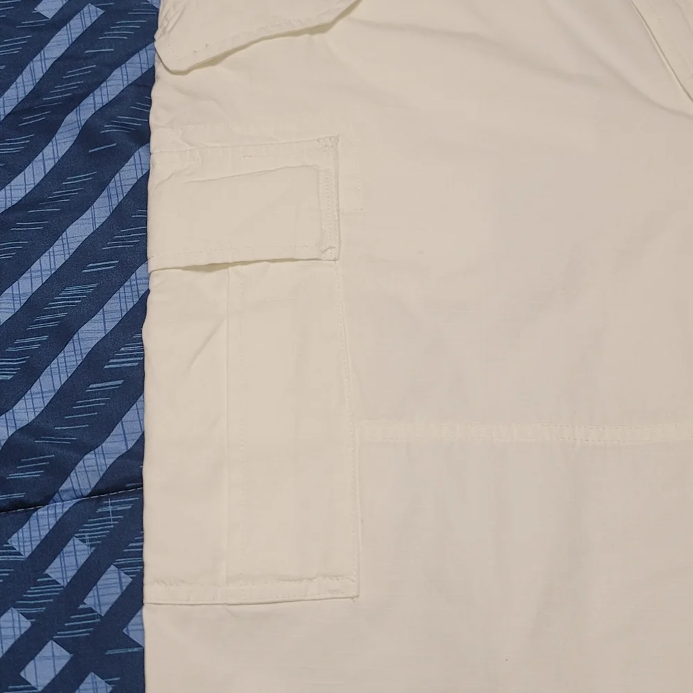 Polo Ralph Lauren Utility Cargo Shorts - Picture 4 of 9